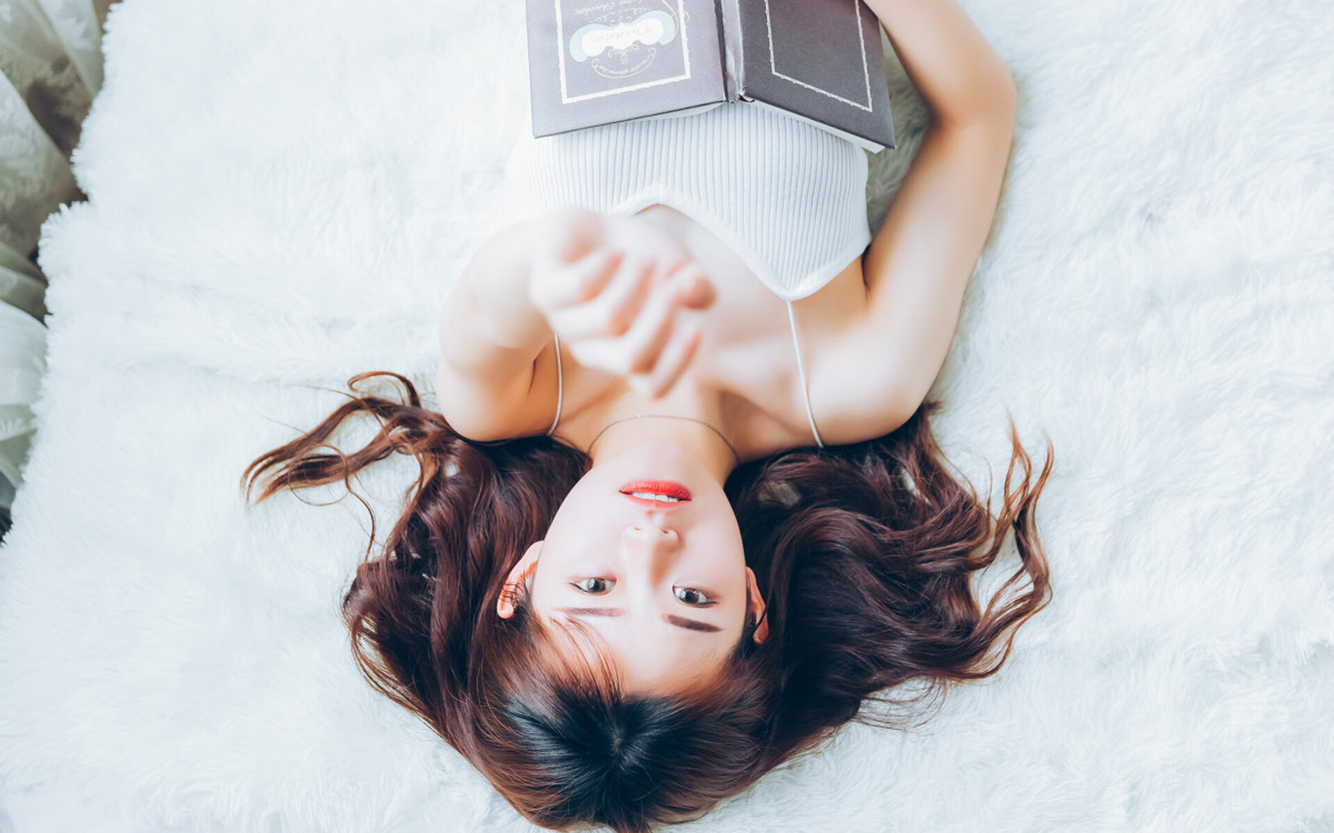 中国足球的球迷观赛体验提升方案实施，观战足球比赛